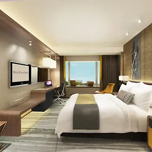 Royal Plaza 5*, Hong Kong China